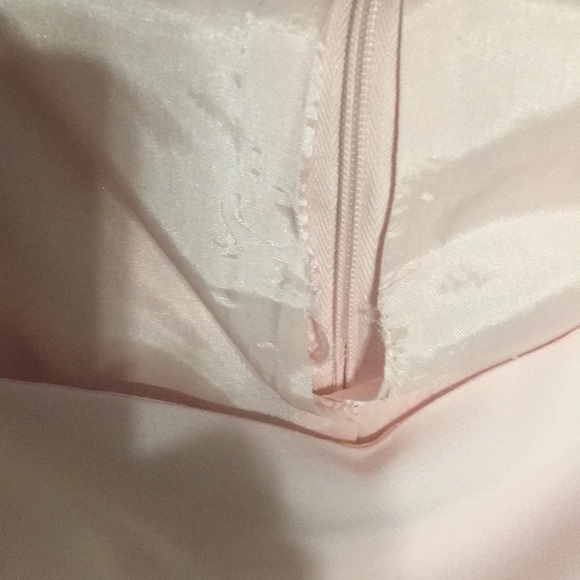 Suits - Picture 3 of 8